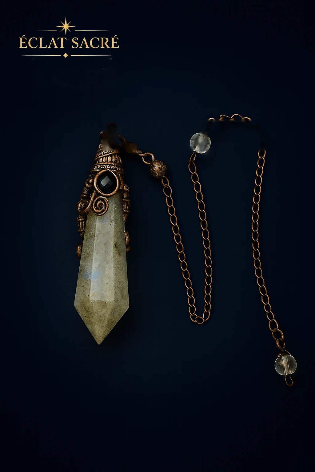 Pendule cristal vintage en pierres naturelles, vue 2 – Éclat Sacré — vue 2